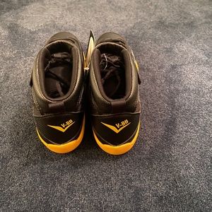 Top Gun Practice shoes